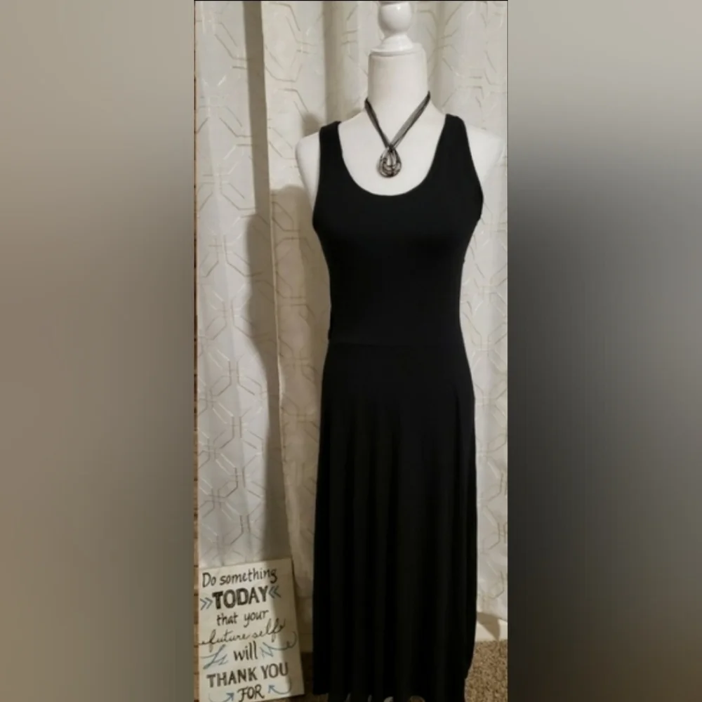 Jezebel dress. LBD - Picture 2 of 5